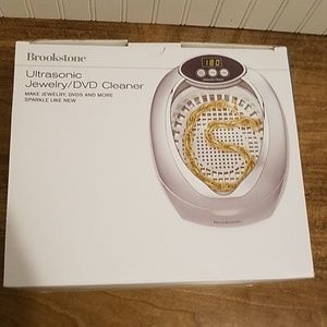 Brookstone jewelry cleaner